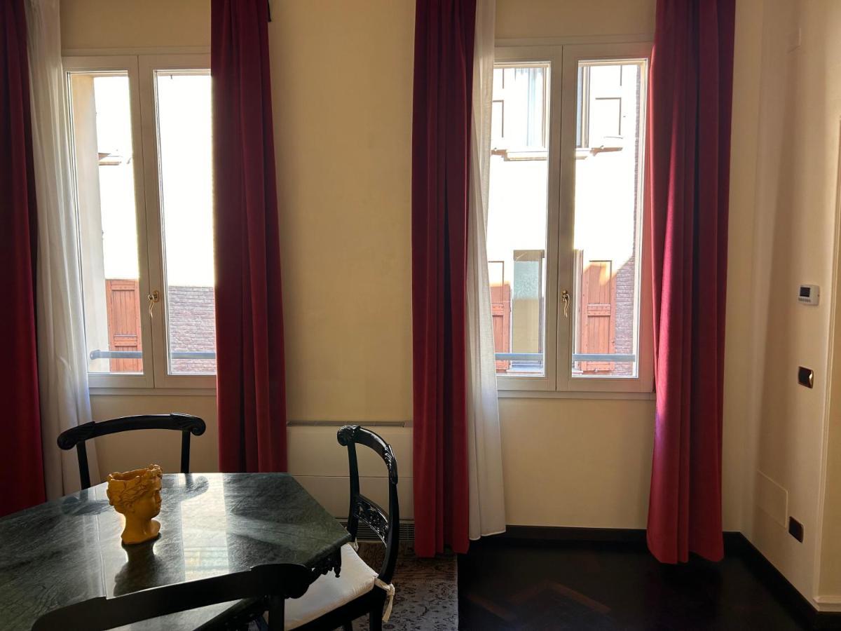 Piazza Maggiore Luxury Apartment بولونيا المظهر الخارجي الصورة