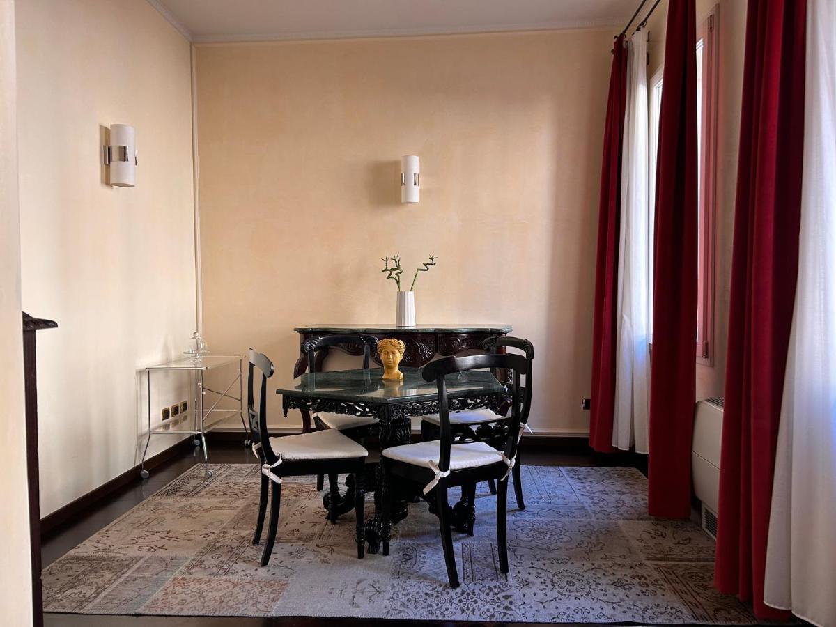 Piazza Maggiore Luxury Apartment بولونيا المظهر الخارجي الصورة