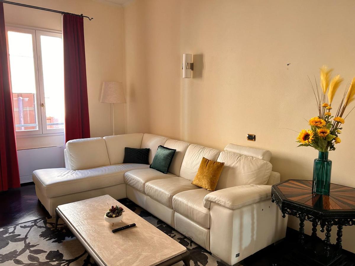 Piazza Maggiore Luxury Apartment بولونيا المظهر الخارجي الصورة